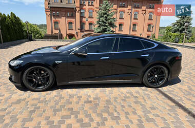 Лифтбек Tesla Model S 2014 в 