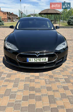 Лифтбек Tesla Model S 2014 в 