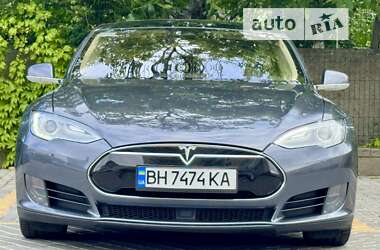 Лифтбек Tesla Model S 2015 в Одессе