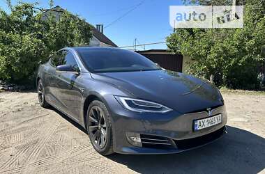 Ліфтбек Tesla Model S 2020 в Полтаві