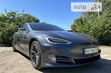 Ліфтбек Tesla Model S 2020 в Полтаві