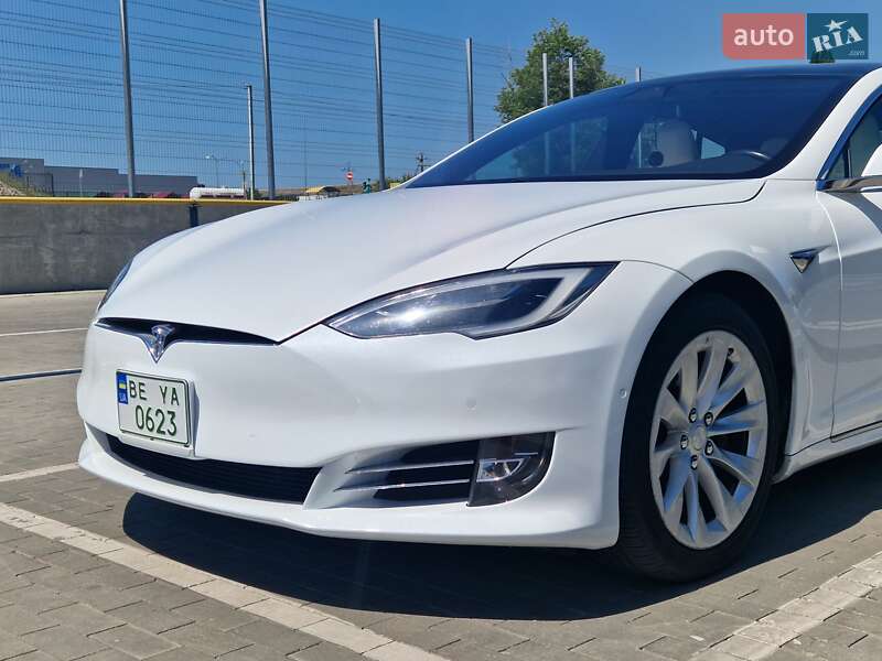 Ліфтбек Tesla Model S 2019 в Первомайську фото 5 Ліфтбек Tesla Model S 2019 в Первомайську