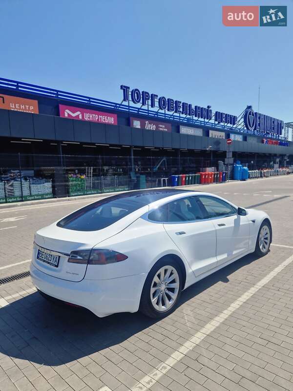 Ліфтбек Tesla Model S 2019 в Первомайську фото 10 Ліфтбек Tesla Model S 2019 в Первомайську