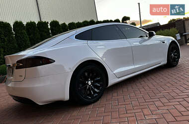 Ліфтбек Tesla Model S 2018 в 