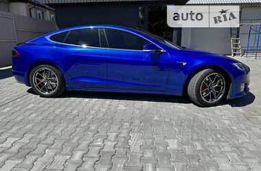 Лифтбек Tesla Model S 2018 в Славуте