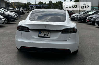 Лифтбек Tesla Model S 2022 в Виннице