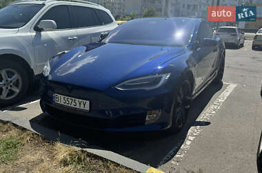 Лифтбек Tesla Model S 2018 в Полтаве