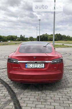 Ліфтбек Tesla Model S 2014 в Львові