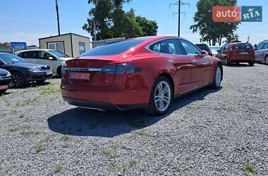 Лифтбек Tesla Model S 2014 в 