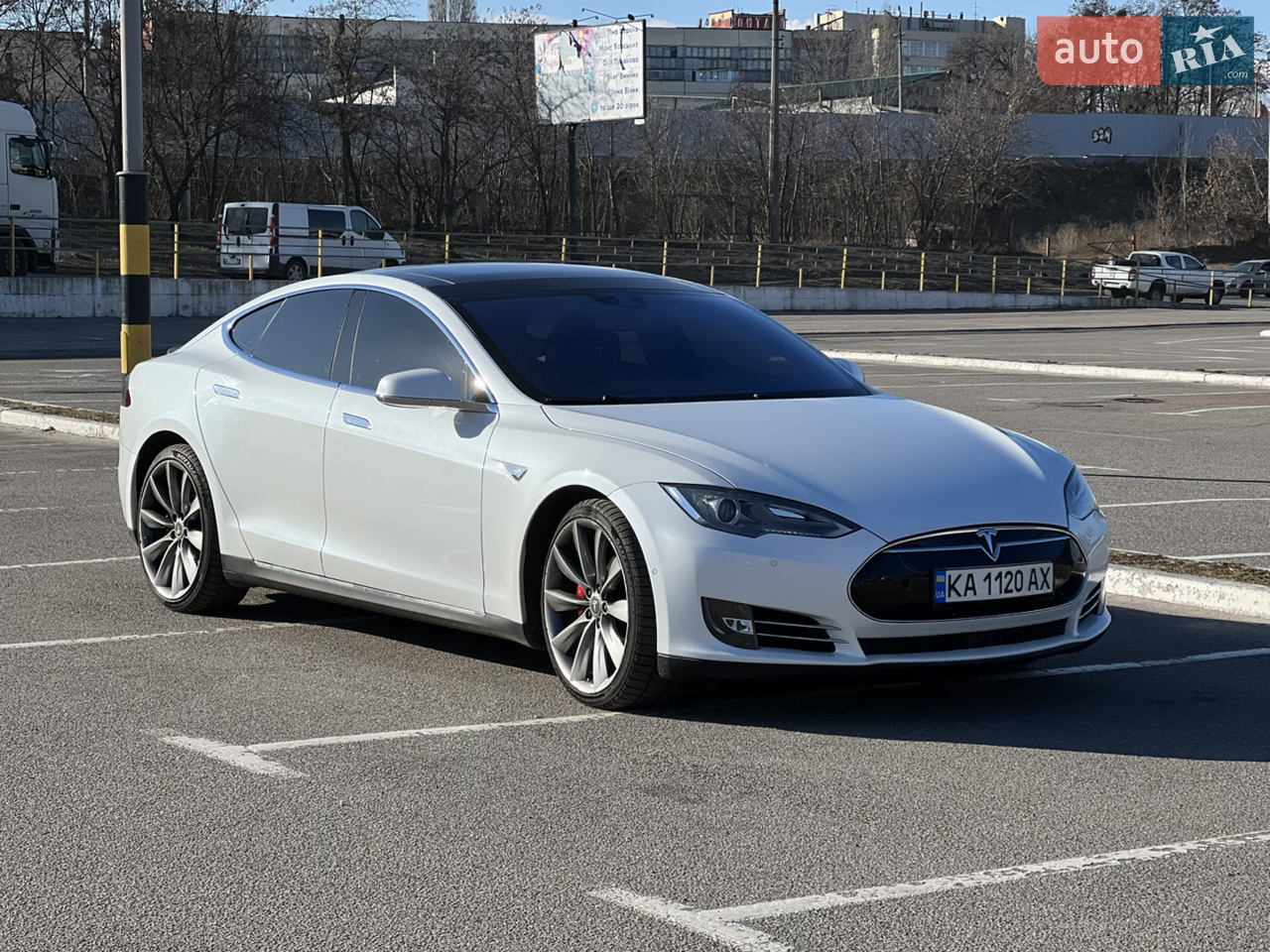 2015 Tesla Model S - мініатюра 24