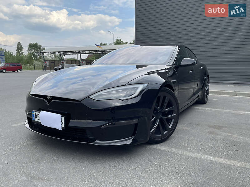 Tesla Model S 2022