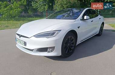 Лифтбек Tesla Model S 2019 в Киеве