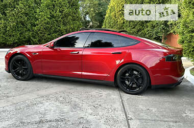 Лифтбек Tesla Model S 2014 в Киеве