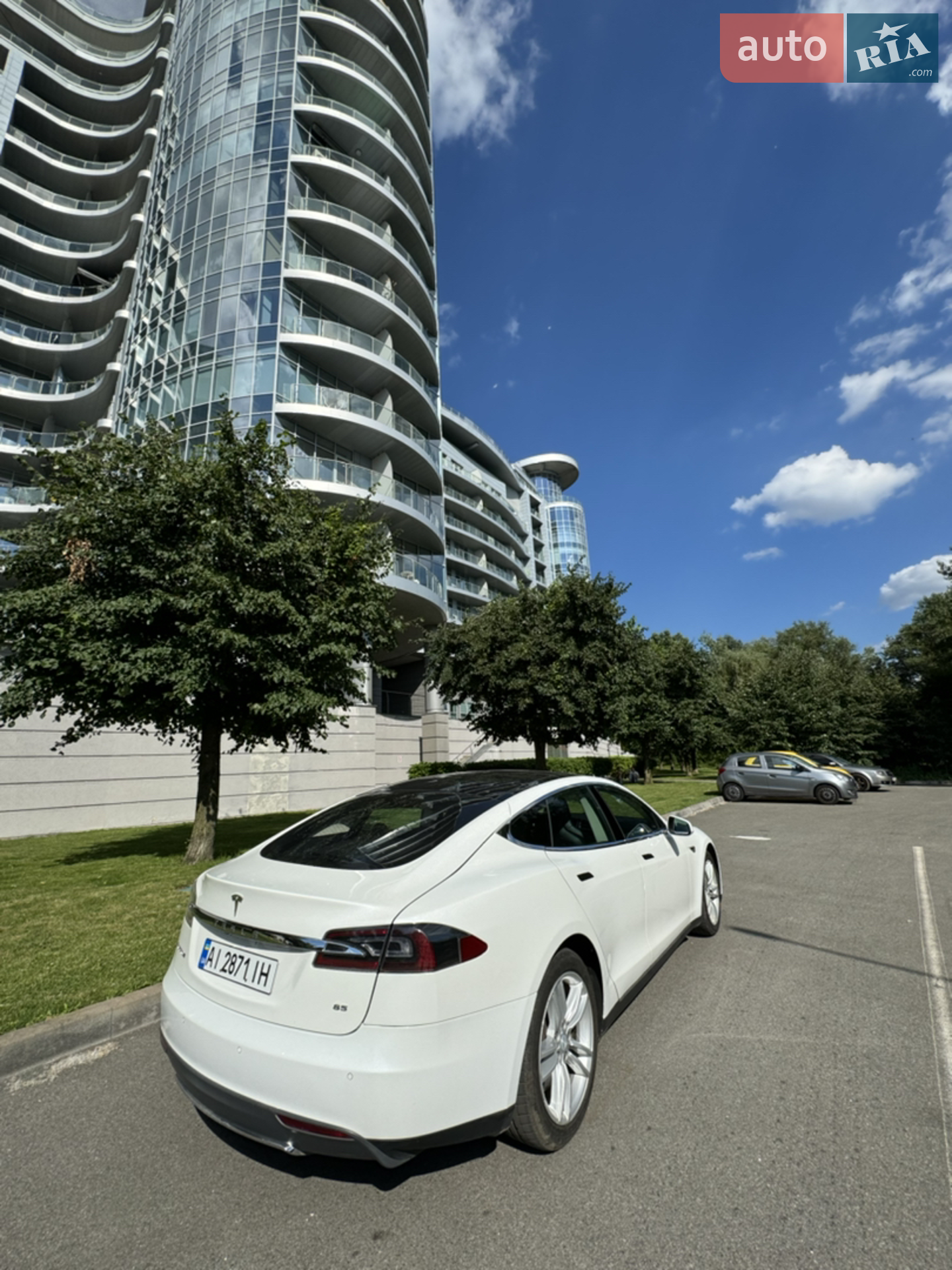 2013 Tesla Model S - мініатюра 4