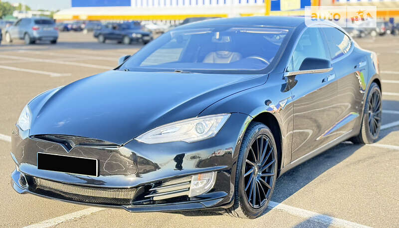 Лифтбек Tesla Model S 2014 в Одессе