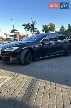 Хетчбек Tesla Model S 2016 в Шептицькому