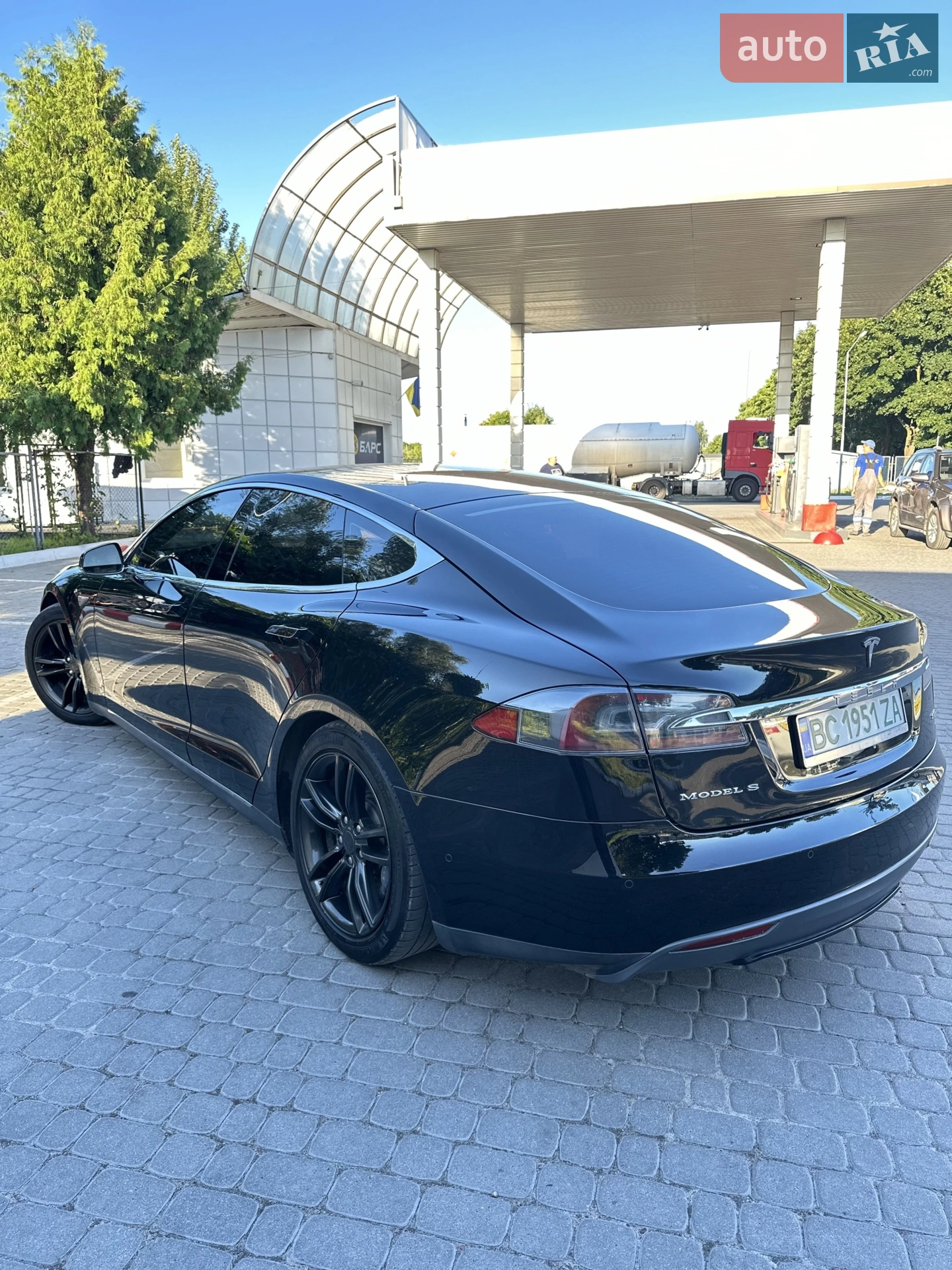 2016 Tesla Model S - мініатюра 6