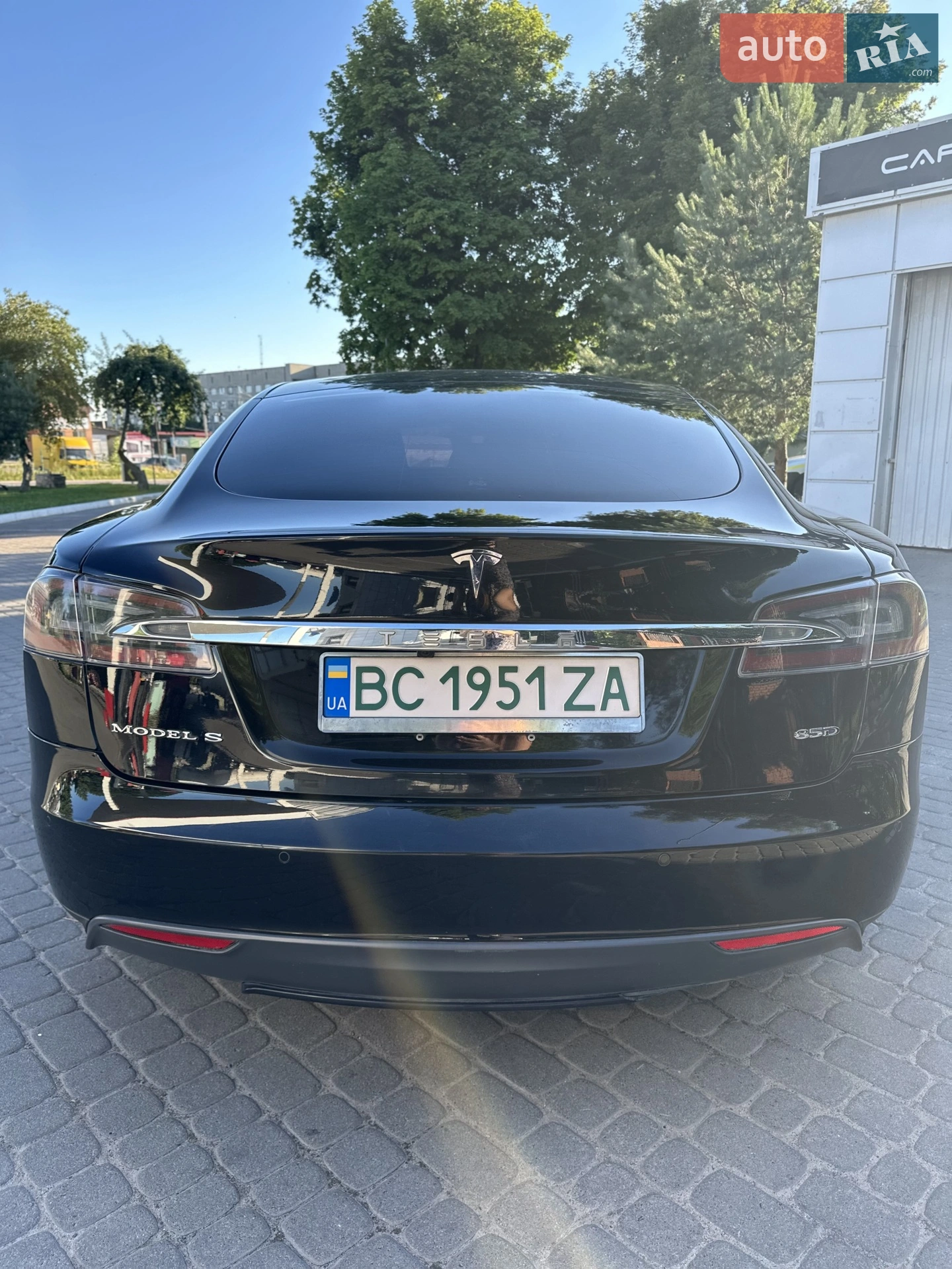 2016 Tesla Model S - мініатюра 8