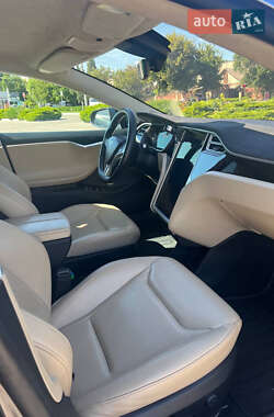 Ліфтбек Tesla Model S 2016 в 