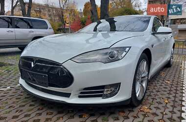 Tesla Model S 2015 Tesla Model S 2015