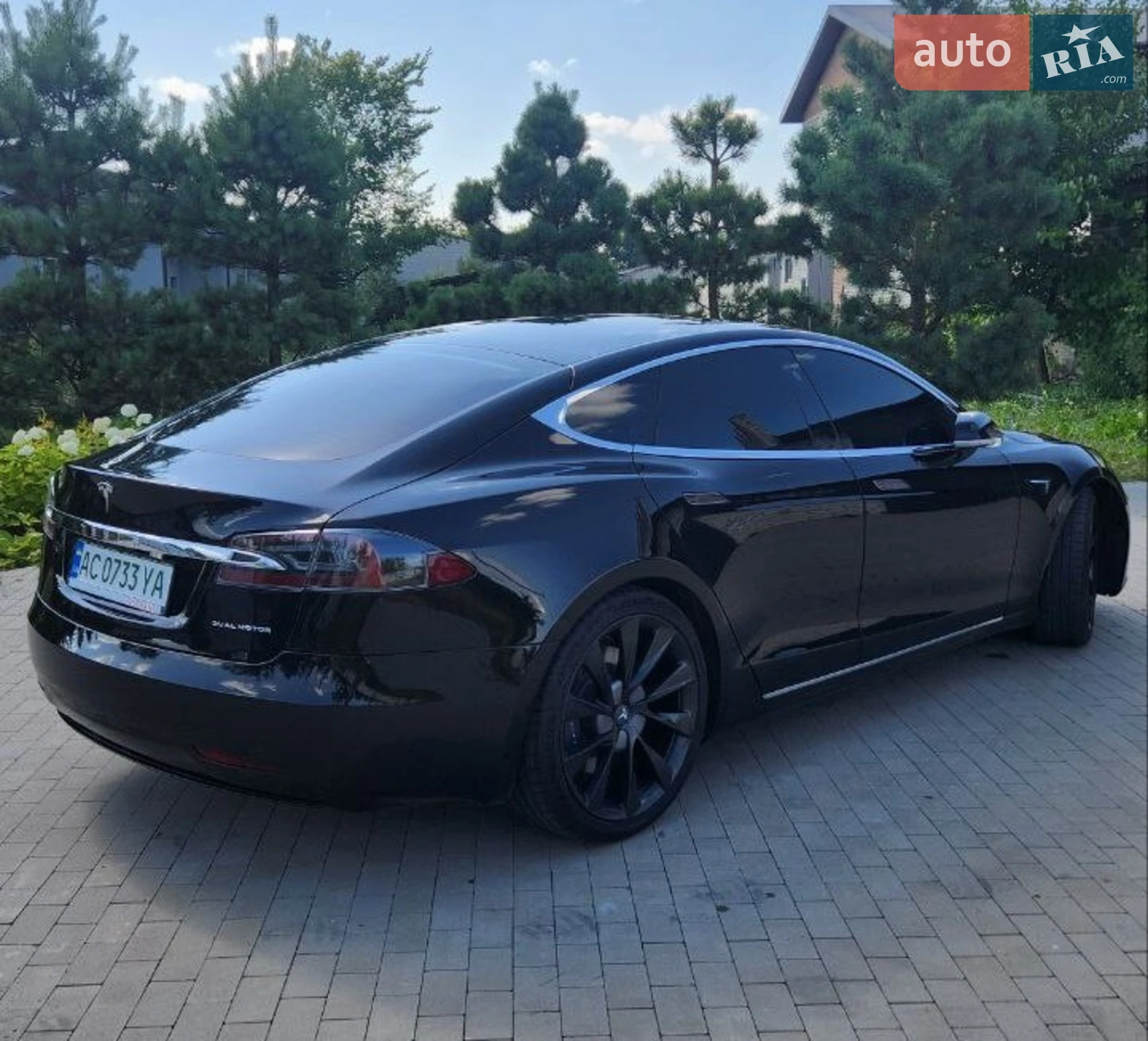 2020 Tesla Model S - мініатюра 8