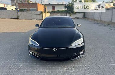 Tesla Model S 2017