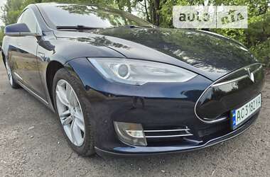 Лифтбек Tesla Model S 2013 в Луцке