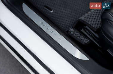 Лифтбек Tesla Model S 2019 в Чернигове