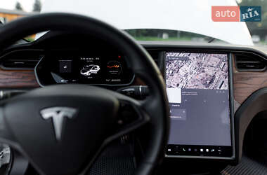 Лифтбек Tesla Model S 2019 в Чернигове