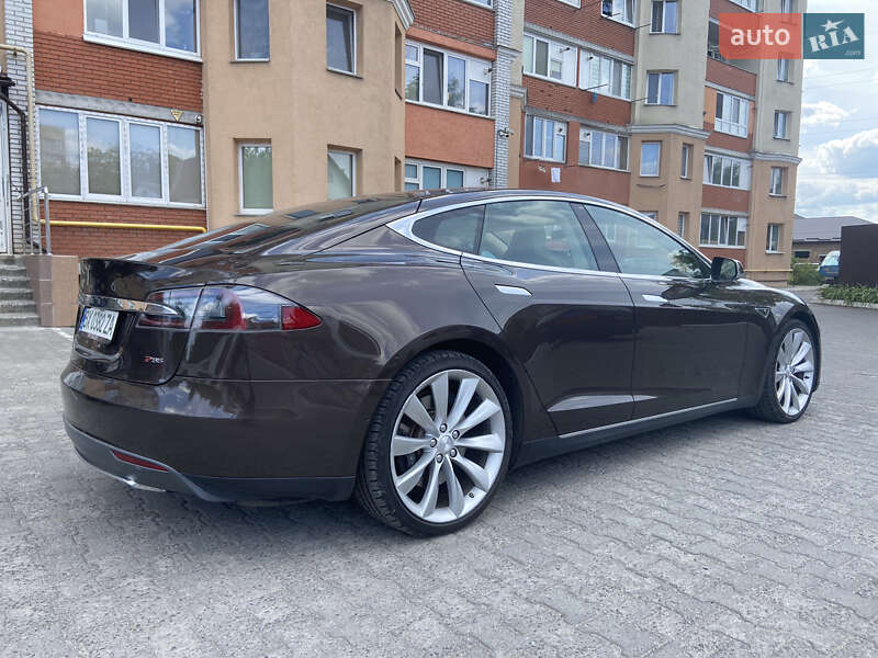 Лифтбек Tesla Model S 2012 в Хмельницком фото 44 Лифтбек Tesla Model S 2012 в Хмельницком