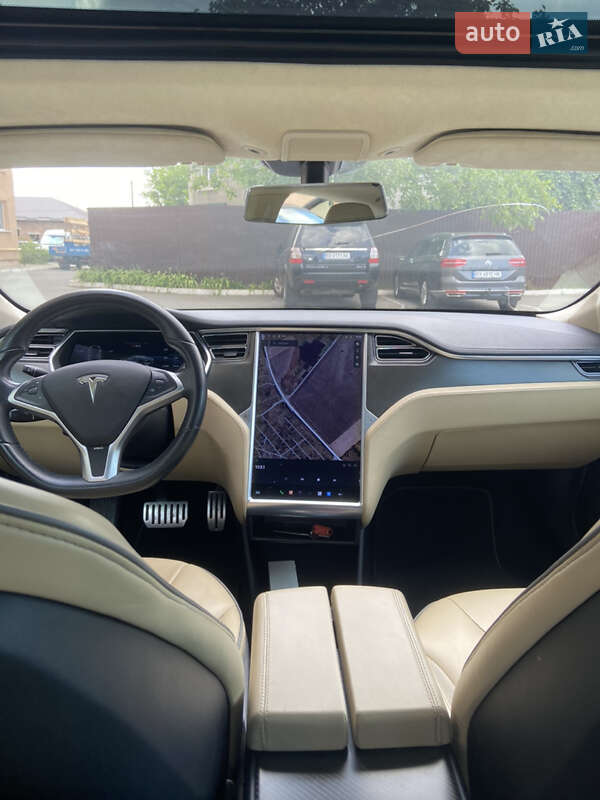 Лифтбек Tesla Model S 2012 в Хмельницком фото 47 Лифтбек Tesla Model S 2012 в Хмельницком