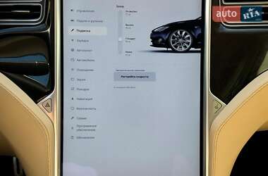 Лифтбек Tesla Model S 2015 в Киеве