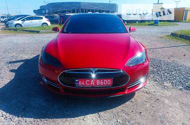 Ліфтбек Tesla Model S 2014 в Львові