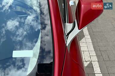 Лифтбек Tesla Model S 2018 в Киеве