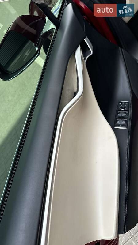 Лифтбек Tesla Model S 2018 в Киеве