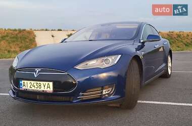 Tesla Model S 2015 Tesla Model S 2015