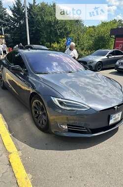 Ліфтбек Tesla Model S 2018 в Дніпрі