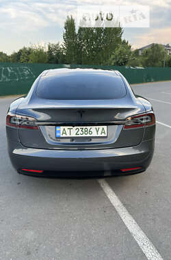 Лифтбек Tesla Model S 2016 в 