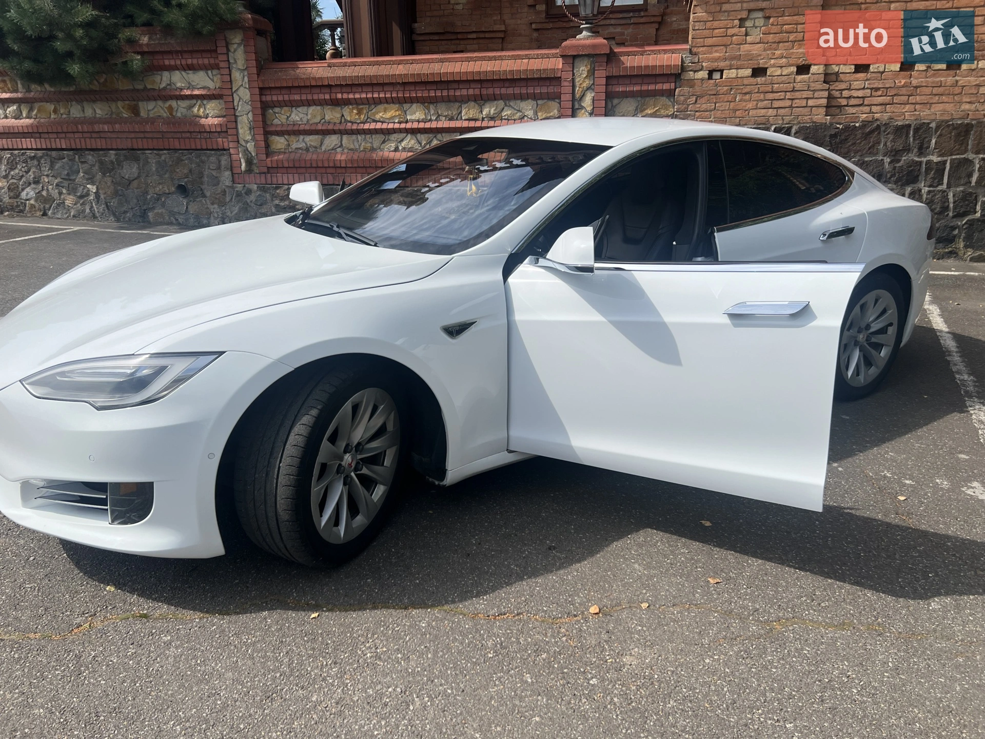 2016 Tesla Model S - мініатюра 4