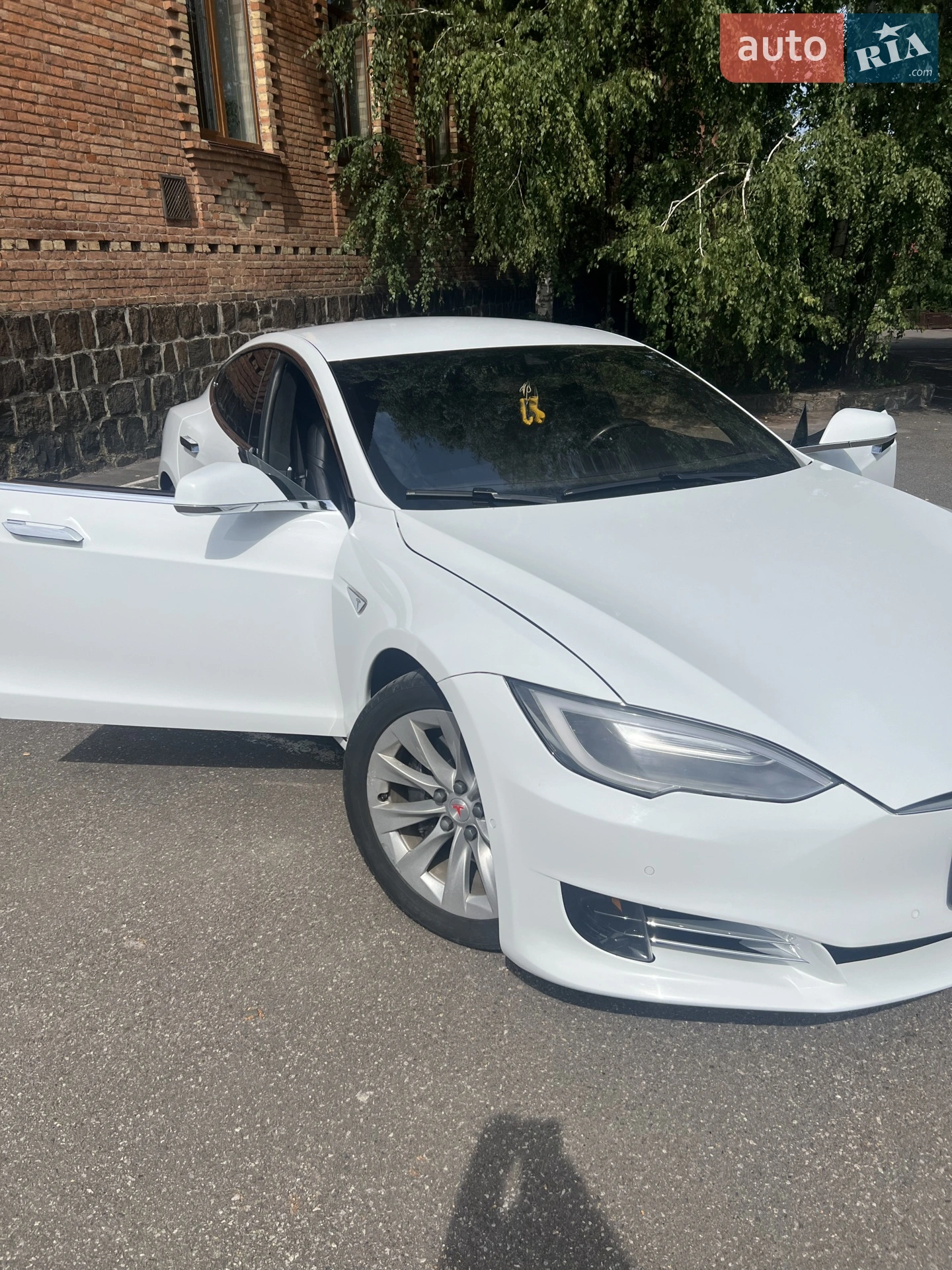 2016 Tesla Model S - мініатюра 10