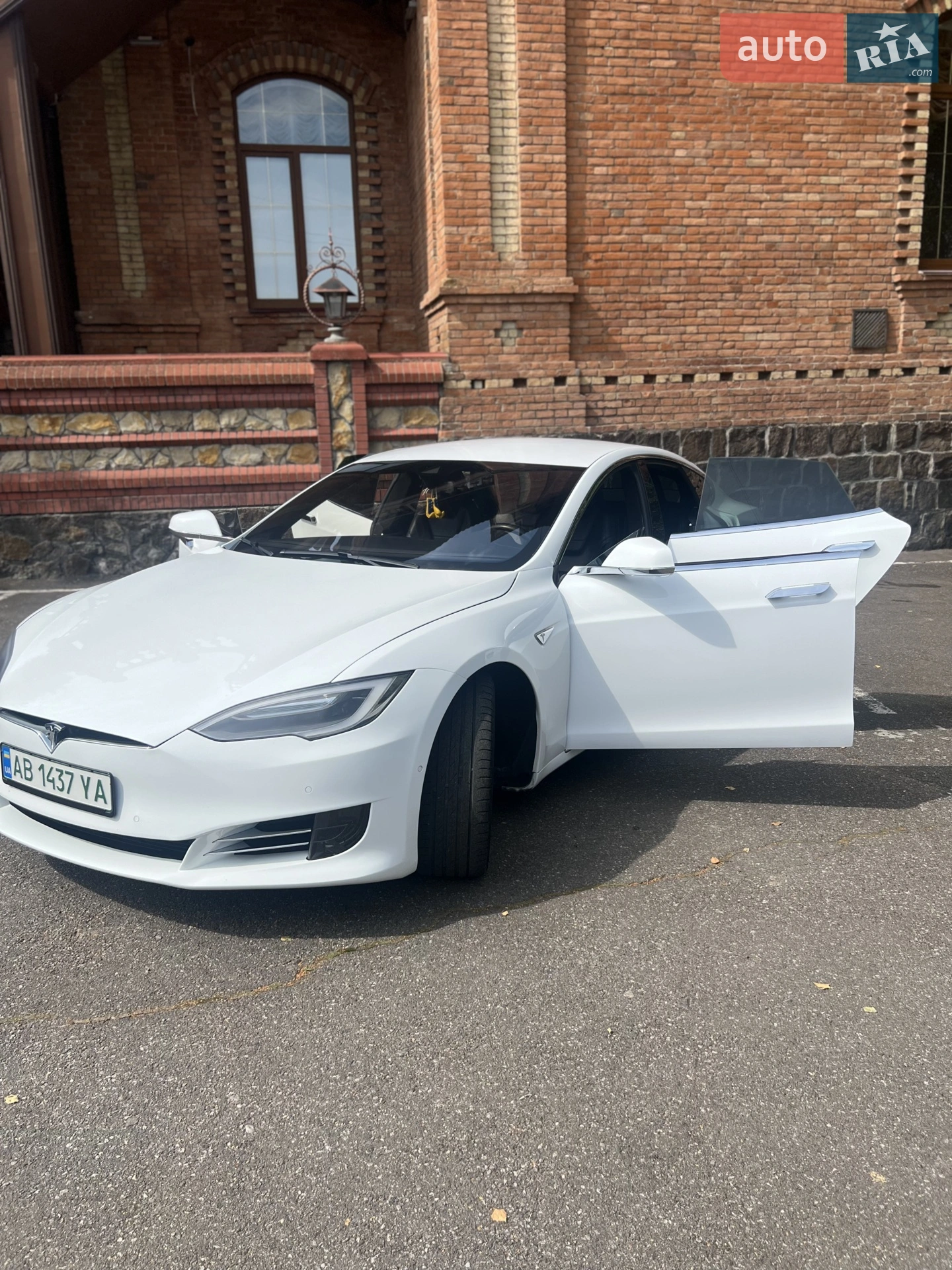 2016 Tesla Model S - мініатюра 8