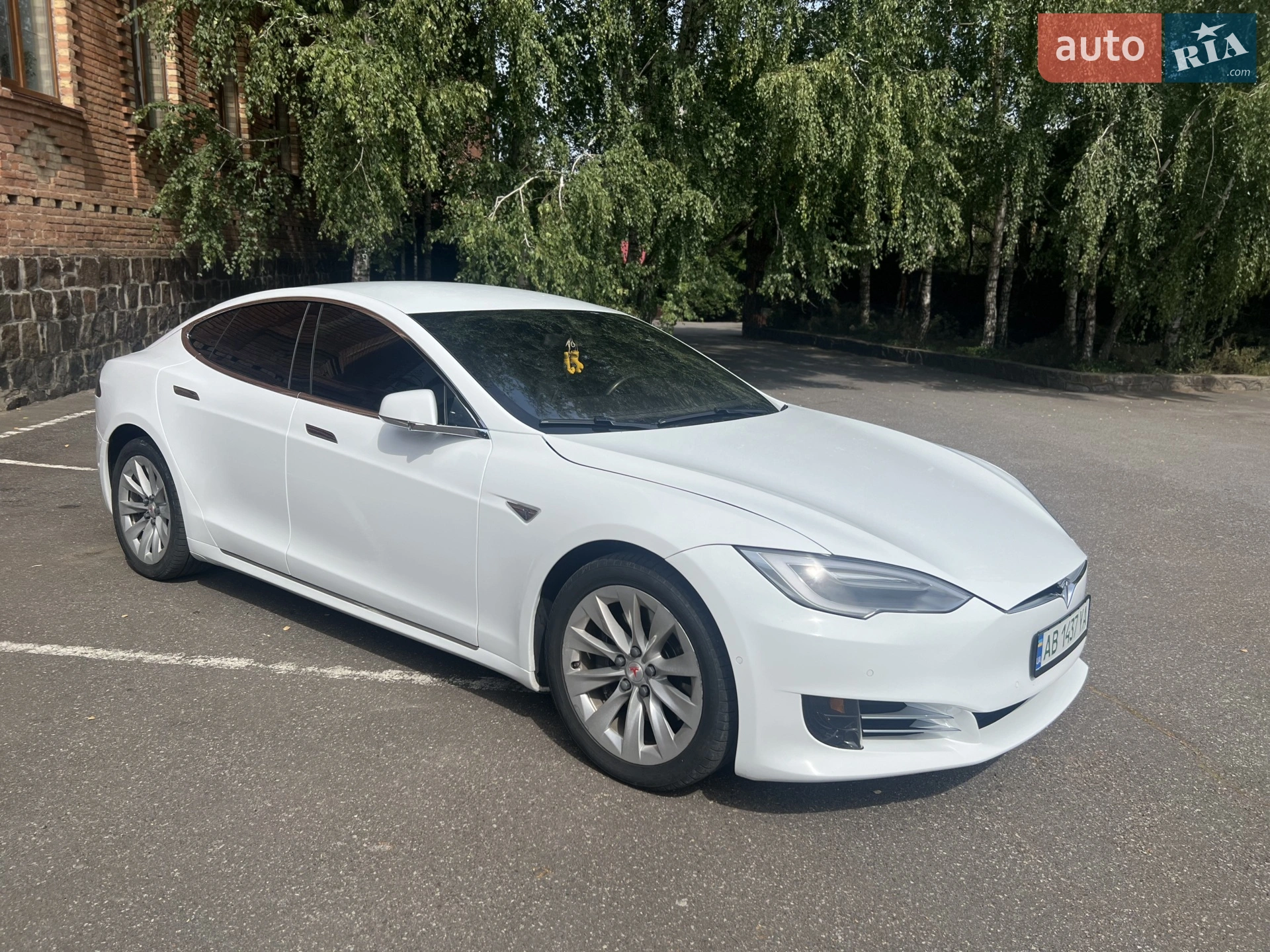 2016 Tesla Model S - мініатюра 9