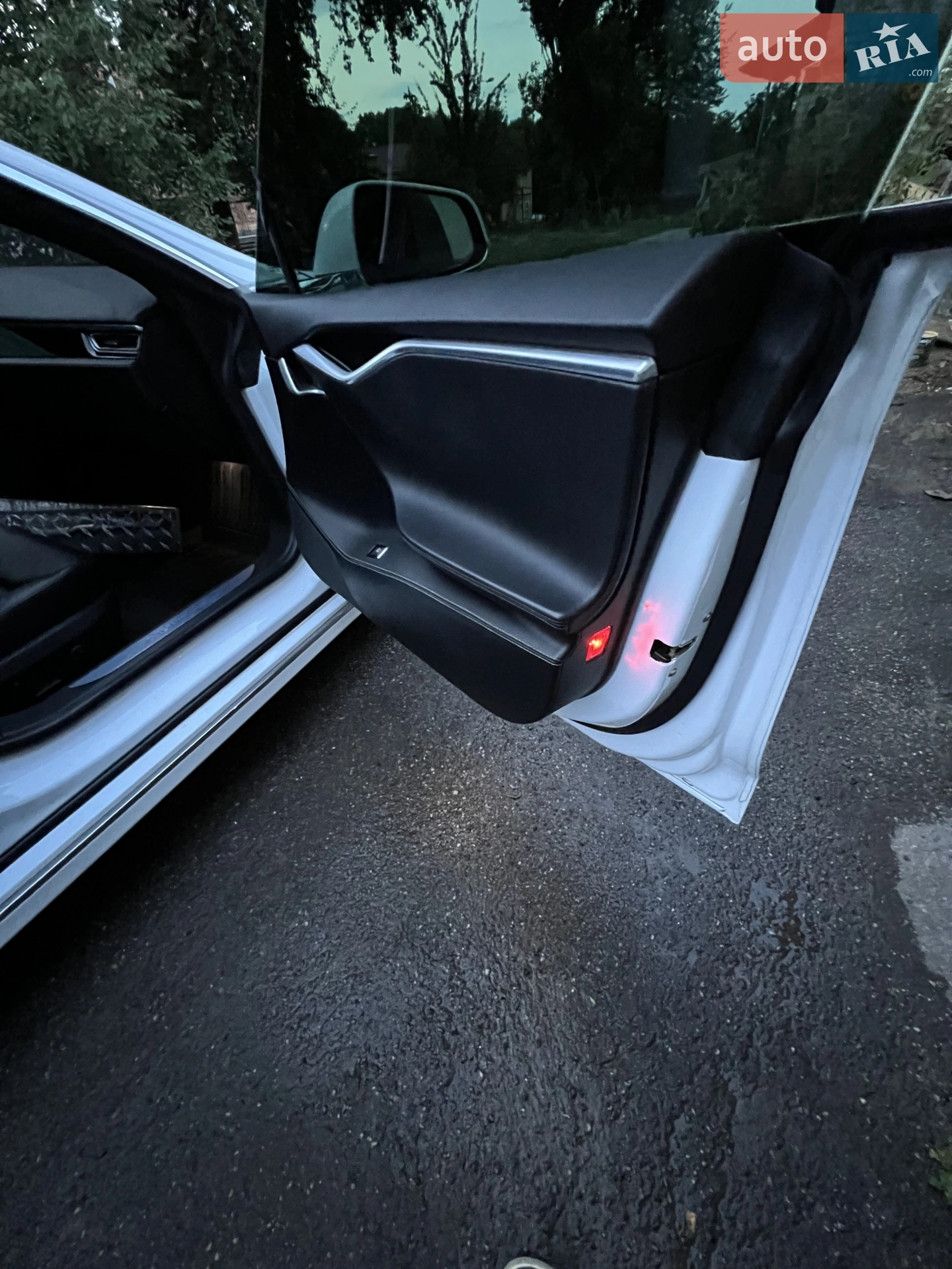 2016 Tesla Model S - мініатюра 12