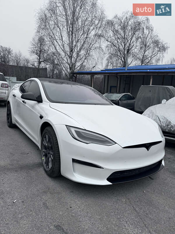 Ліфтбек Tesla Model S 2021 в 
