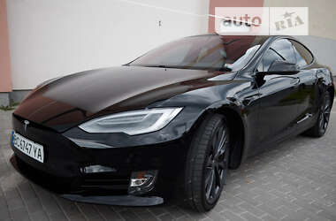 Лифтбек Tesla Model S 2020 в Львове