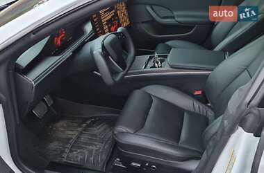 Лифтбек Tesla Model S 2022 в 