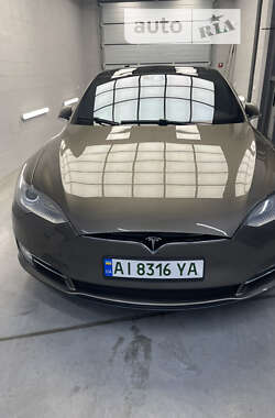 Лифтбек Tesla Model S 2015 в Броварах