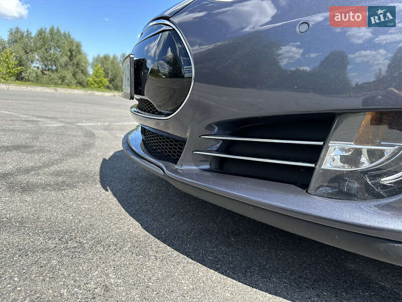 Лифтбек Tesla Model S 2015 в Бородянке