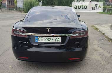 Ліфтбек Tesla Model S 2018 в Косові