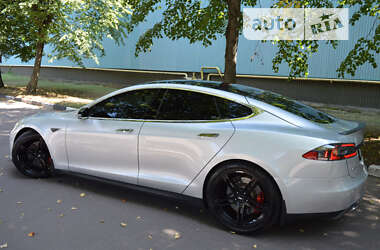 Ліфтбек Tesla Model S 2014 в Житомирі